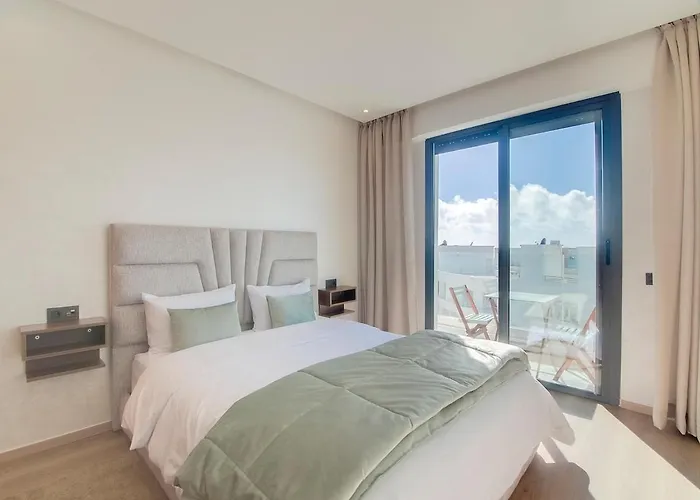 Appartement De Luxe A Agadir Avec Vue Sur Mer